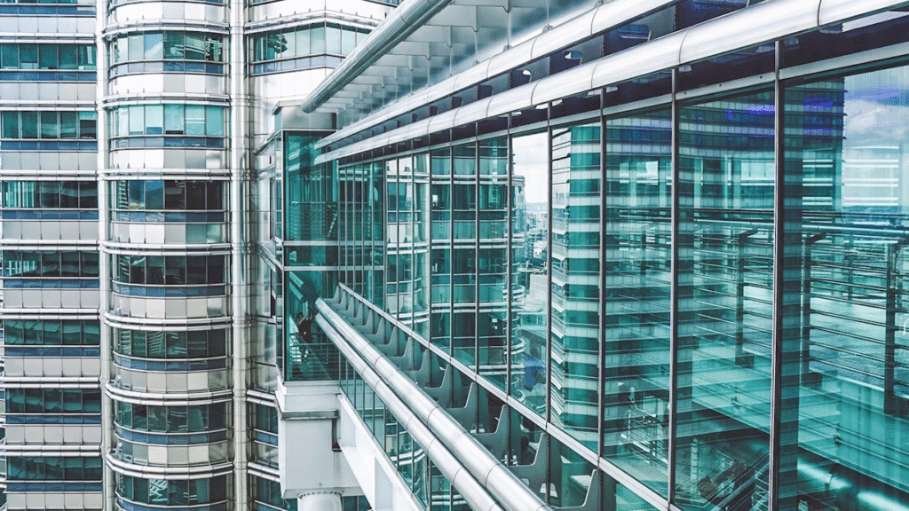 Where to Explore in KLCC Like a Local--SkyBridge at Petronas Twin Towers