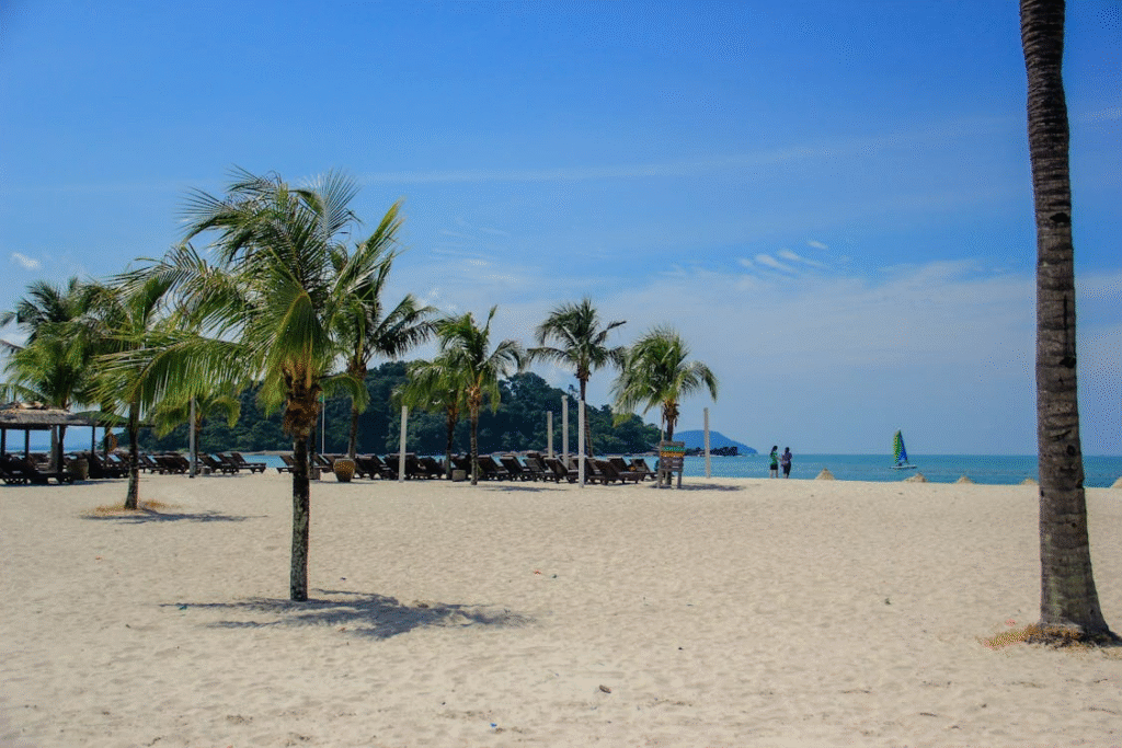 Tanjung Rhu Beach